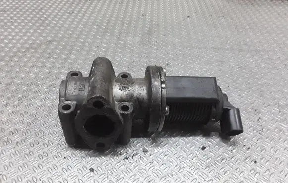 Opel Signum EGR valve 55215031
