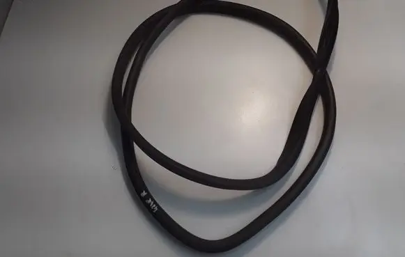 MG MG5 II Front door rubber seal 10321422