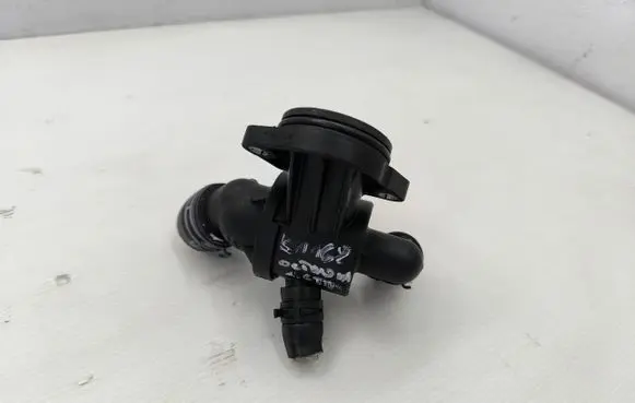 Skoda Octavia Mk2 (1Z) Thermostat housing 03L121111S