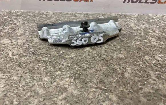 Battery bracket