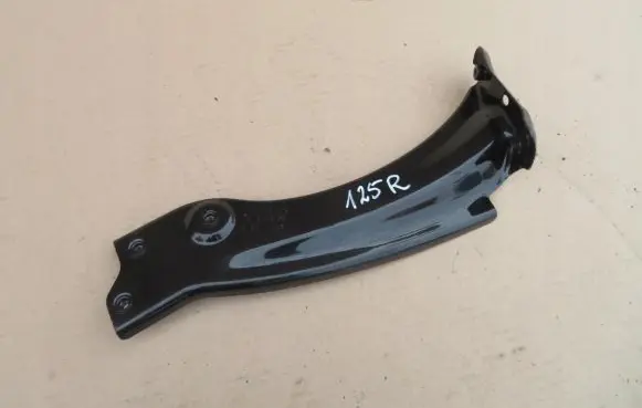 Fender mounting bracket