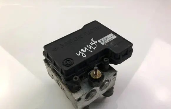 Volkswagen PASSAT B6 ABS Pump 83094526341D9