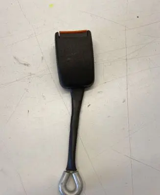 Volkswagen Transporter - Caravelle T4 Middle seatbelt buckle (rear) 703857743