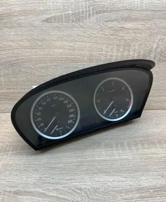 BMW 5 E60 E61 Speedometer (instrument cluster) 9135253 110080213 712