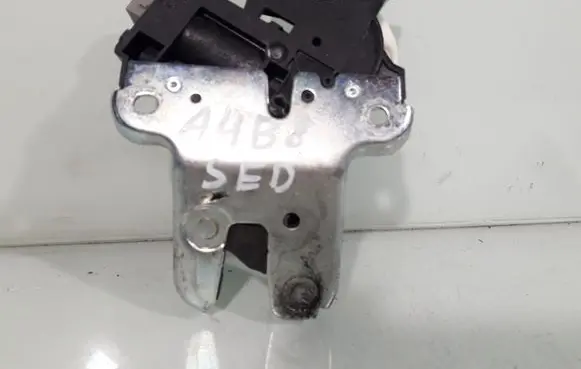 Audi A4 S4 B8 8K Tailgate/trunk/boot lock/catch/latch 4F5827505