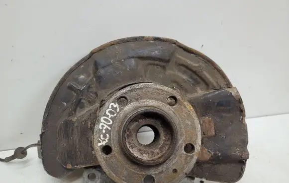 Volvo V70 Front wheel hub spindle knuckle 9461943