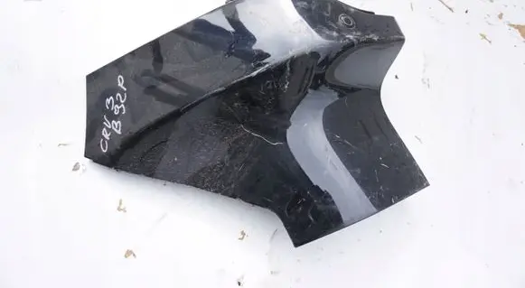Rear bumper corner part panel trim