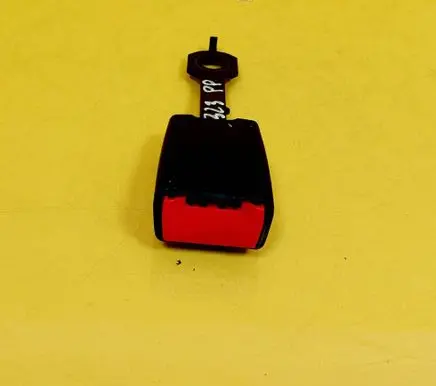 Mazda 323 Front seatbelt buckle 