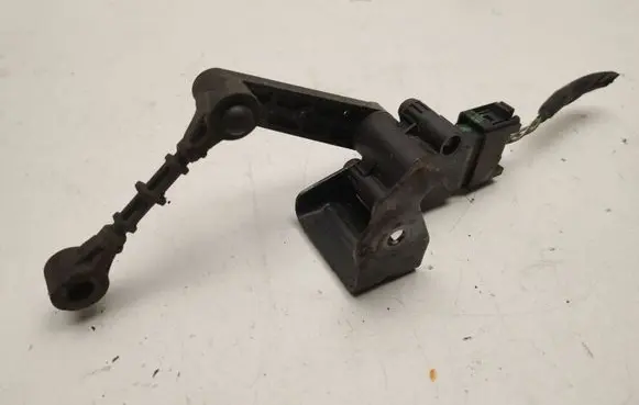 Land Rover Range Rover Sport L494 Air suspension front height level sensor CPLA3D026AA