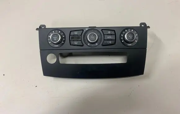 BMW 5 E60 E61 Climate control unit 6988504 0824284 900252020022