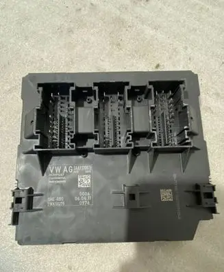 Volkswagen PASSAT B7 Comfort/convenience module 3AA937087B 5WK50275 BCMPQ47
