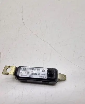 Lancia Thema Aerial antenna amplifier P05064937AA 40908H 91003UA