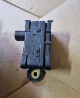 Volkswagen Touareg II ESP acceleration yaw rate sensor 7P0907652 10170106593 HH72H091BZ