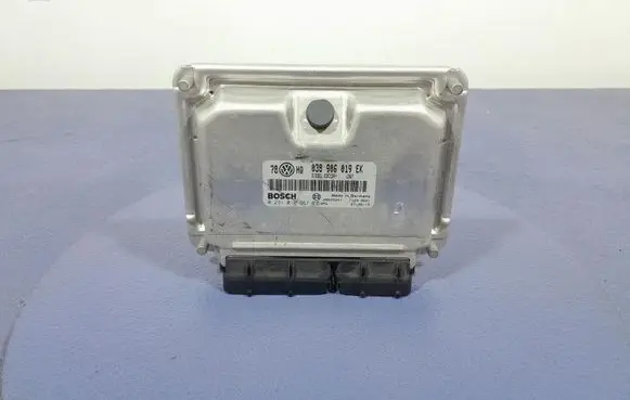 Volkswagen PASSAT B5.5 Engine control unit/module ECU 038906019EK