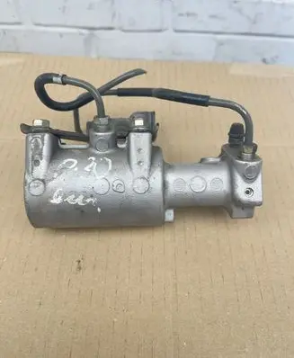 Toyota Prius (XW20) Master brake cylinder 4727047030