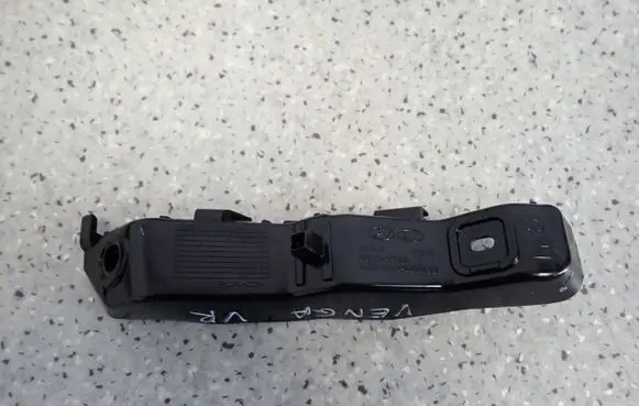 KIA Venga Front bumper mounting bracket 