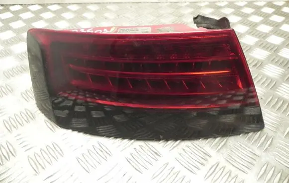 Audi Q5 SQ5 Rear/tail lights 8T0945095J
