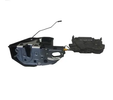 BMW X5 E70 Rear door lock 7167587