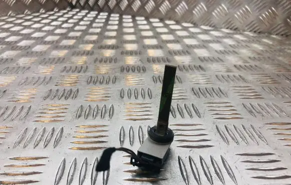 Volkswagen PASSAT B6 Interior temperature sensor 4B0820539