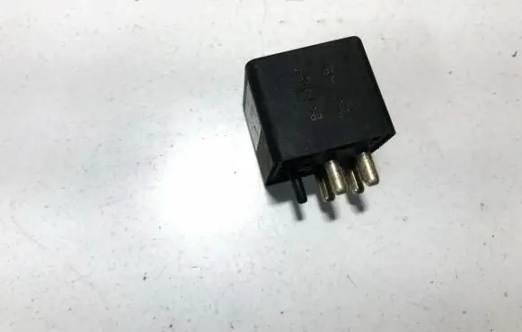 Mercedes-Benz C W202 Other relay 0332002197