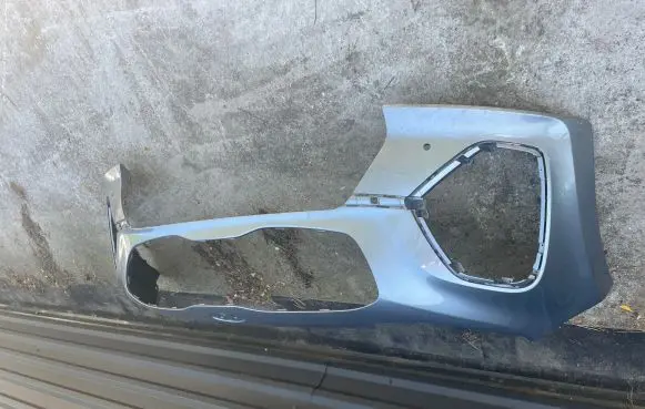 KIA Sportage Front bumper