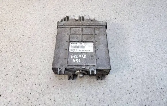 Volkswagen Golf III Engine control unit/module ECU 028906021BF 0281001421