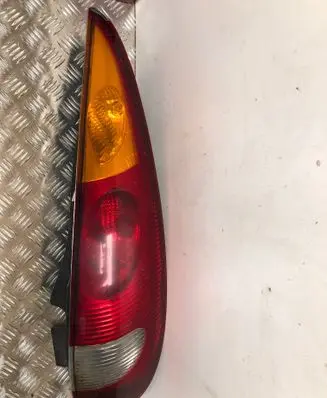 Nissan Almera Tino Rear/tail lights 89303860