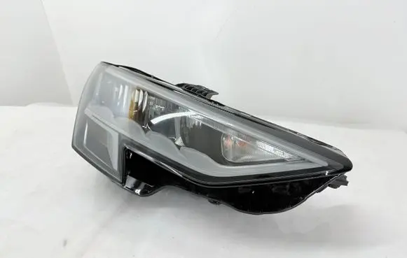 Audi A3 8Y Headlight/headlamp 8Y0941012 BL38XBA1801R V040419