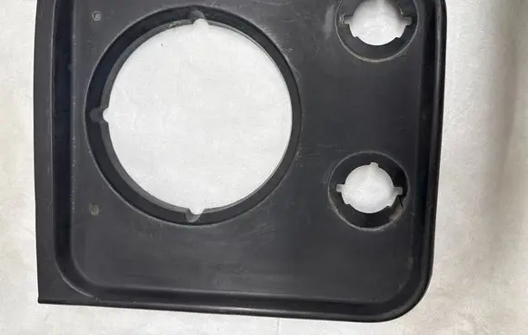 Land Rover Defender Under headlight/headlamp trim BTR784950