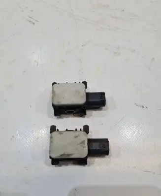 Mercedes-Benz R W251 Airbag deployment crash/impact sensor A0038202926