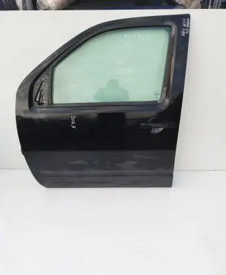 Nissan Navara Front door
