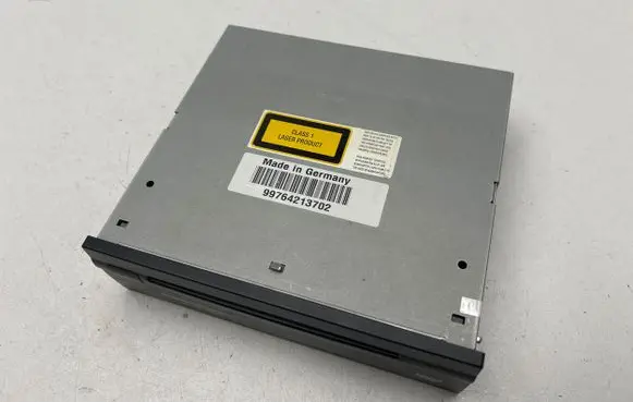 Navigation unit CD/DVD player