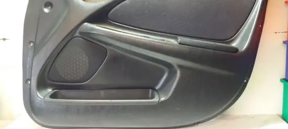 Toyota Avensis T220 Other front door trim element