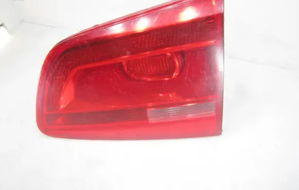 Volkswagen Touran II Tailgate rear/tail lights 1T0945094 082720 7010469