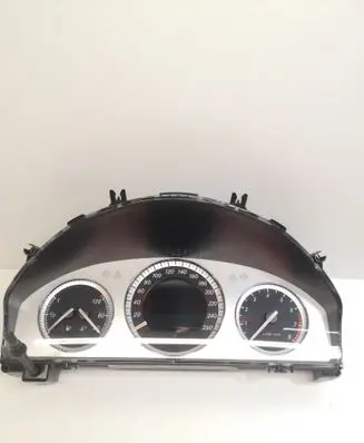 Mercedes-Benz C W204 Speedometer (instrument cluster) A2045403748