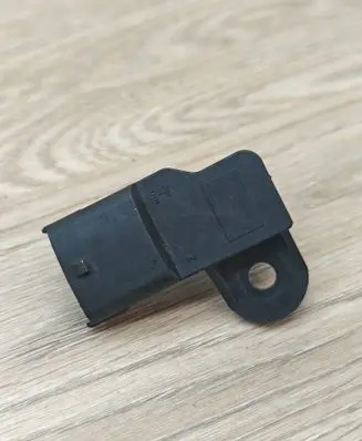 Volvo XC70 Exhaust gas pressure sensor 335721g