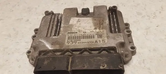 Alfa Romeo 159 Engine control unit/module 0281013576