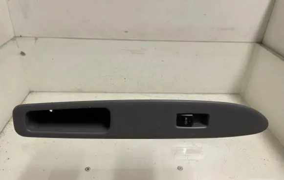 Toyota Avensis Verso Electric window control switch 7465144190