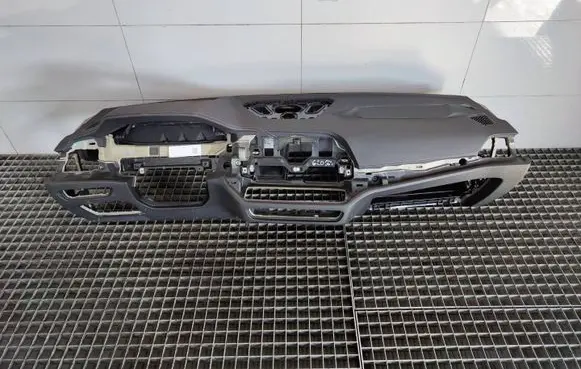 BMW 3 G20 G21 Dashboard 683126547 6831265