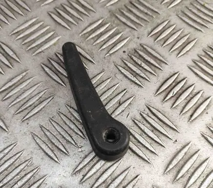 Nissan Patrol Y61 Engine bonnet (hood) release handle 9061006J00