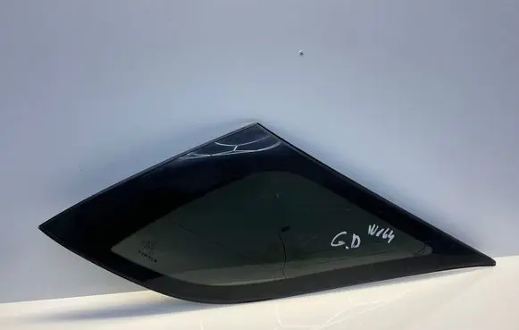 Mercedes-Benz ML AMG W164 Rear side window A1646701611 1646701611