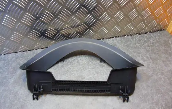 Mercedes-Benz E W211 Dashboard trim A2116890439