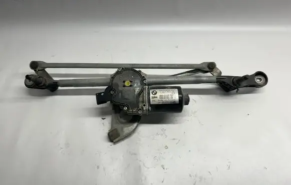 BMW 1 F20 F21 Front wiper linkage and motor 7267503 726750302