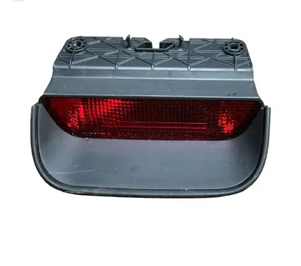 Honda CR-V Third/center stoplight P6939