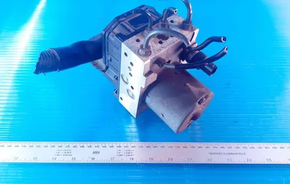 Toyota Avensis T220 ABS Pump 8954105030 30504