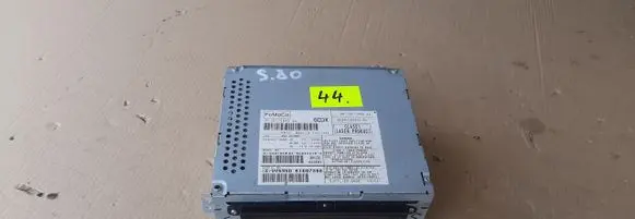 Volvo S80 Radio/CD/DVD/GPS head unit 30773445