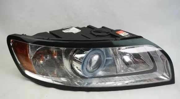 Volvo V50 Headlight/headlamp 31299588