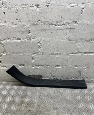 Nissan Navara D23 Rear sill trim cover 769B74KJ1A