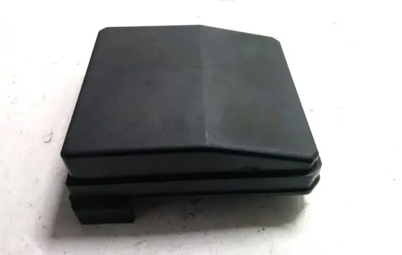 Citroen C-Crosser Fuse box cover 8565A024 PR06101000