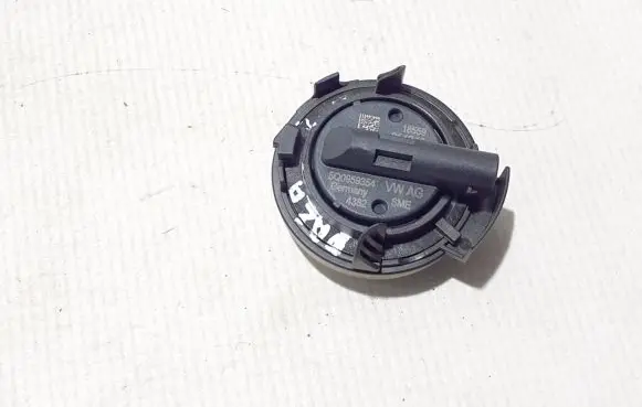 Volkswagen PASSAT B8 Airbag deployment crash/impact sensor 5Q0959354